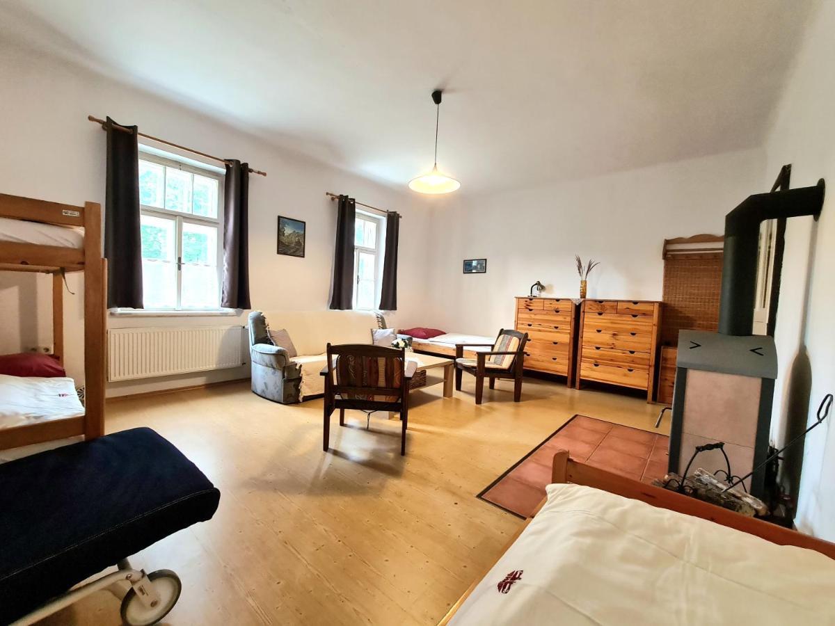 Uzkokolejky - Apartmany Strizovice 외부 사진
