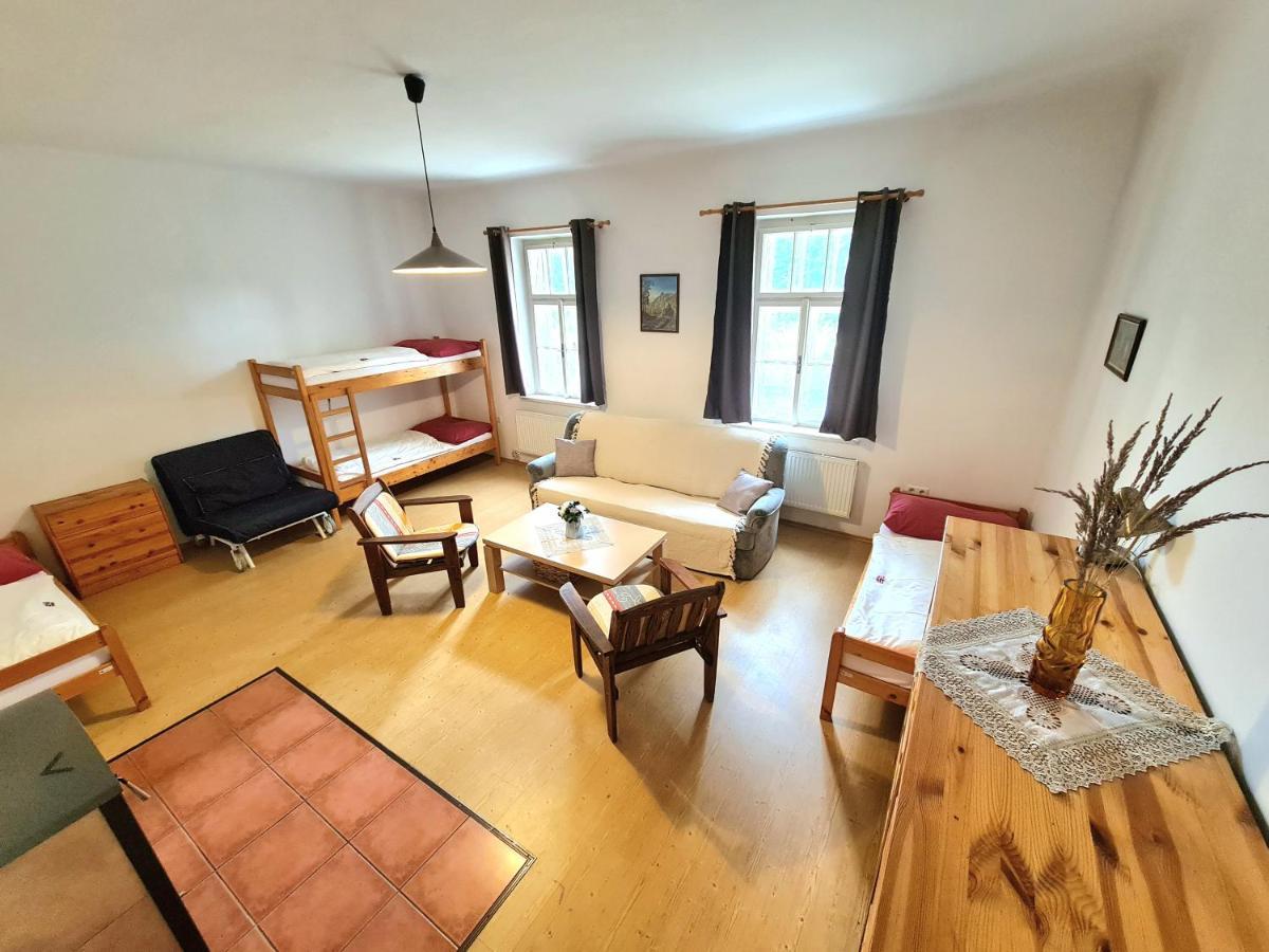 Uzkokolejky - Apartmany Strizovice 외부 사진
